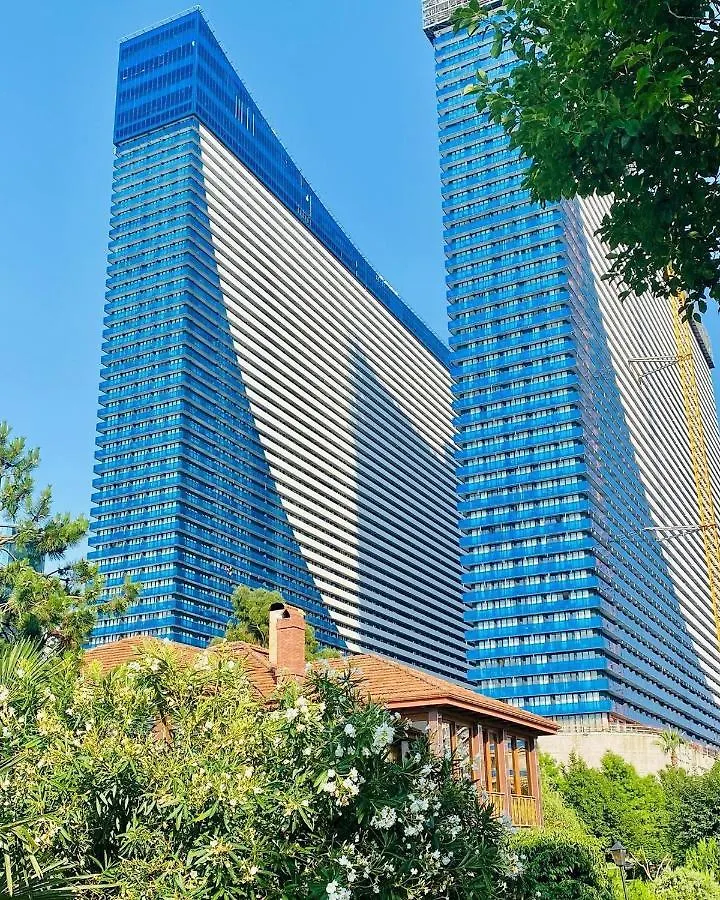 2 Комнатные Апартаменты Люкс,Вид Море,Горы,Город. Apartment