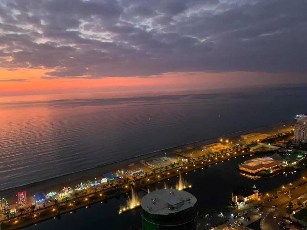 2 Комнатные Апартаменты Люкс,Вид Море,Горы,Город. Apartment Batumi